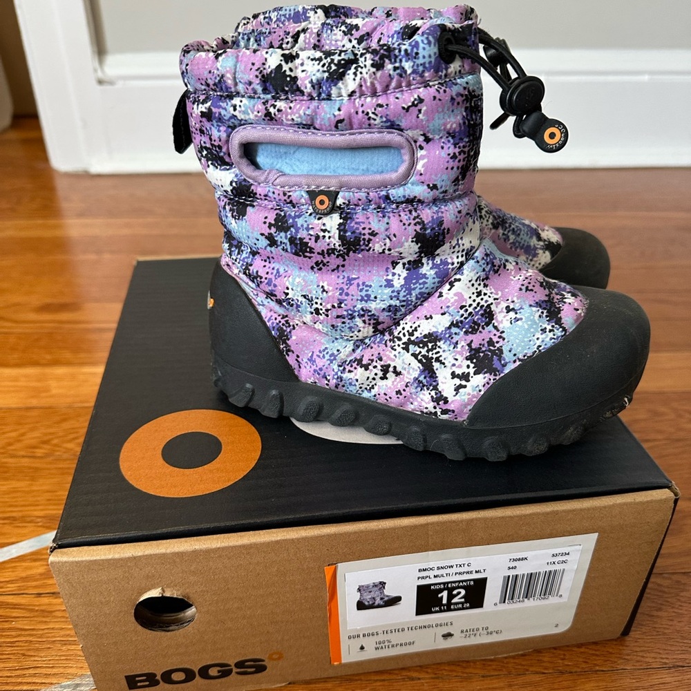 Bogs Purple and Black Rain & Snow Boots with Waterproof Fabric - Picture 9 of 9